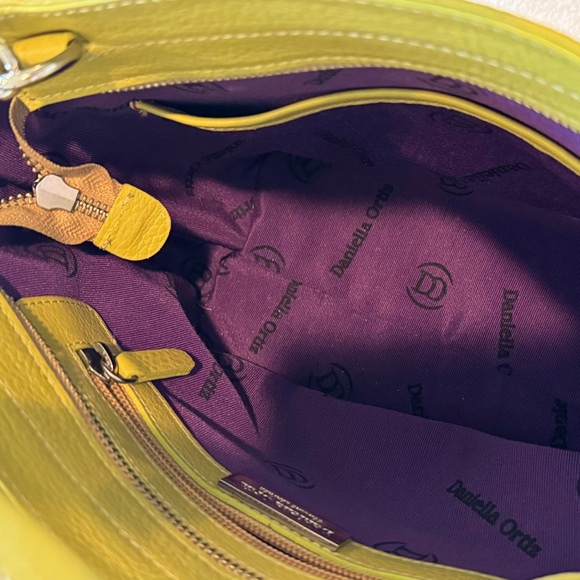 Daniella Ortiz Chartreuse Hand & Shoulder Bag - Picture 3 of 3